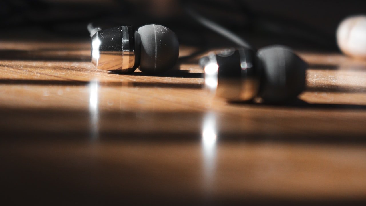 Sourcing Tips for Small Businesses: Making the Most of Limited Budgets